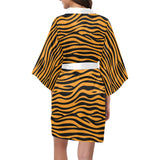 Bengal tigers skin print pattern background Women's Short Kimono Robe