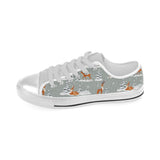Beautiful deers Winter Christmas Men's Low Top Canvas Shoes White