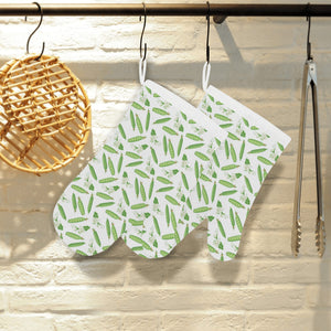 Green Peas Pattern Print Design 04 Heat Resistant Oven Mitts