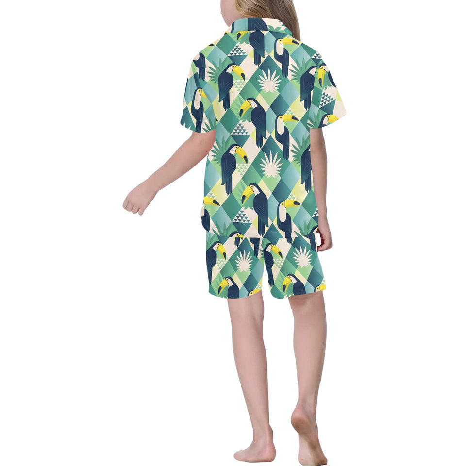 Toucan tropical leaves design pattern Kids' Boys' Girls' V-Neck Short Pajama Set