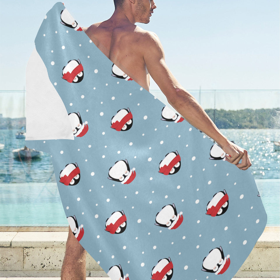 Cute penguin christmas snow pattern Beach Towel