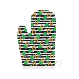 Horseshoes Pattern Print Design 01 Heat Resistant Oven Mitts