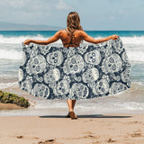 Sugar skull black white pattern Beach Towel