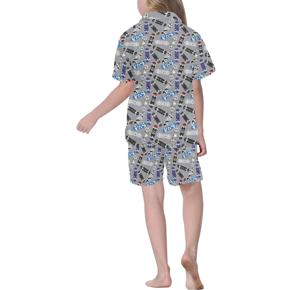 Skate Board Pattern Print Design 03 Kids' Boys' Girls' V-Neck Short Pajama Set