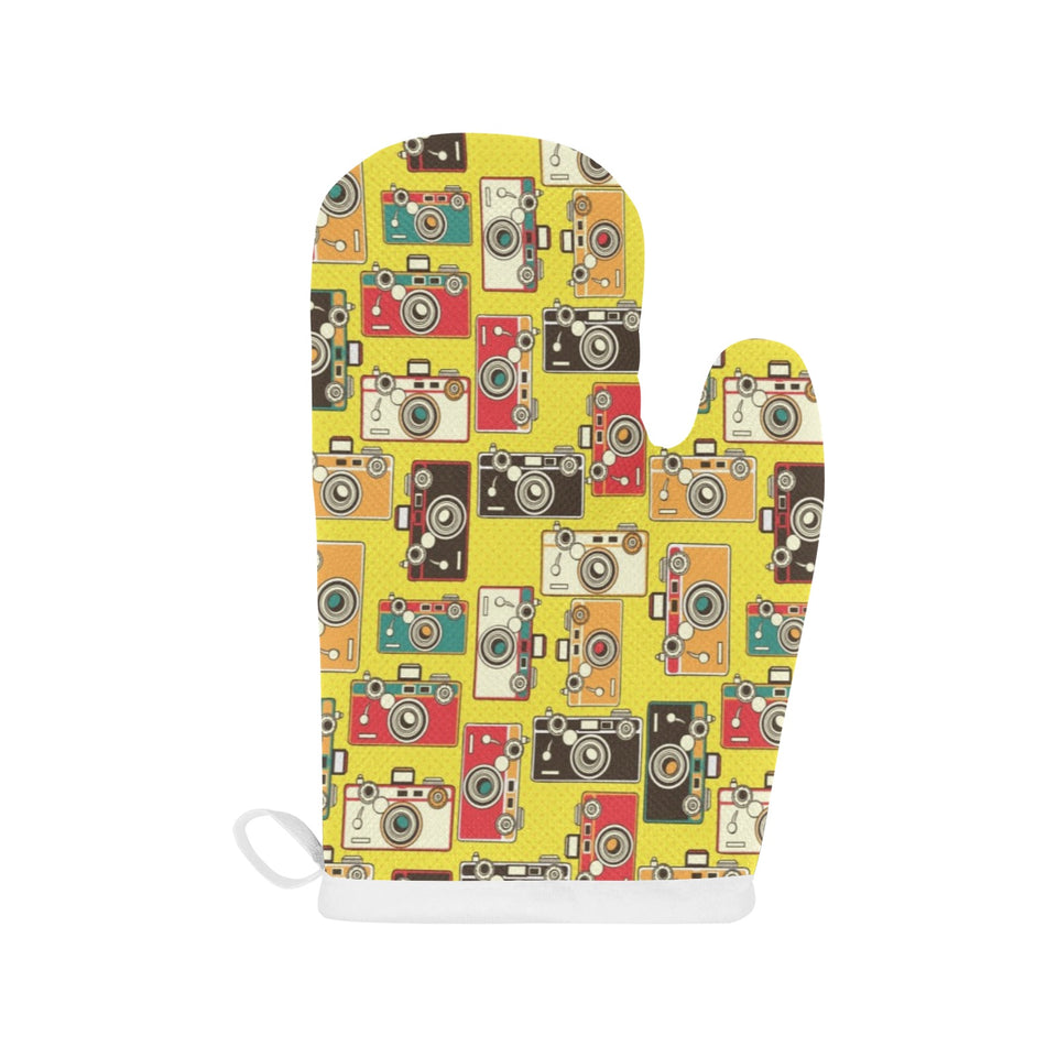 Camera Pattern Print Design 02 Heat Resistant Oven Mitts