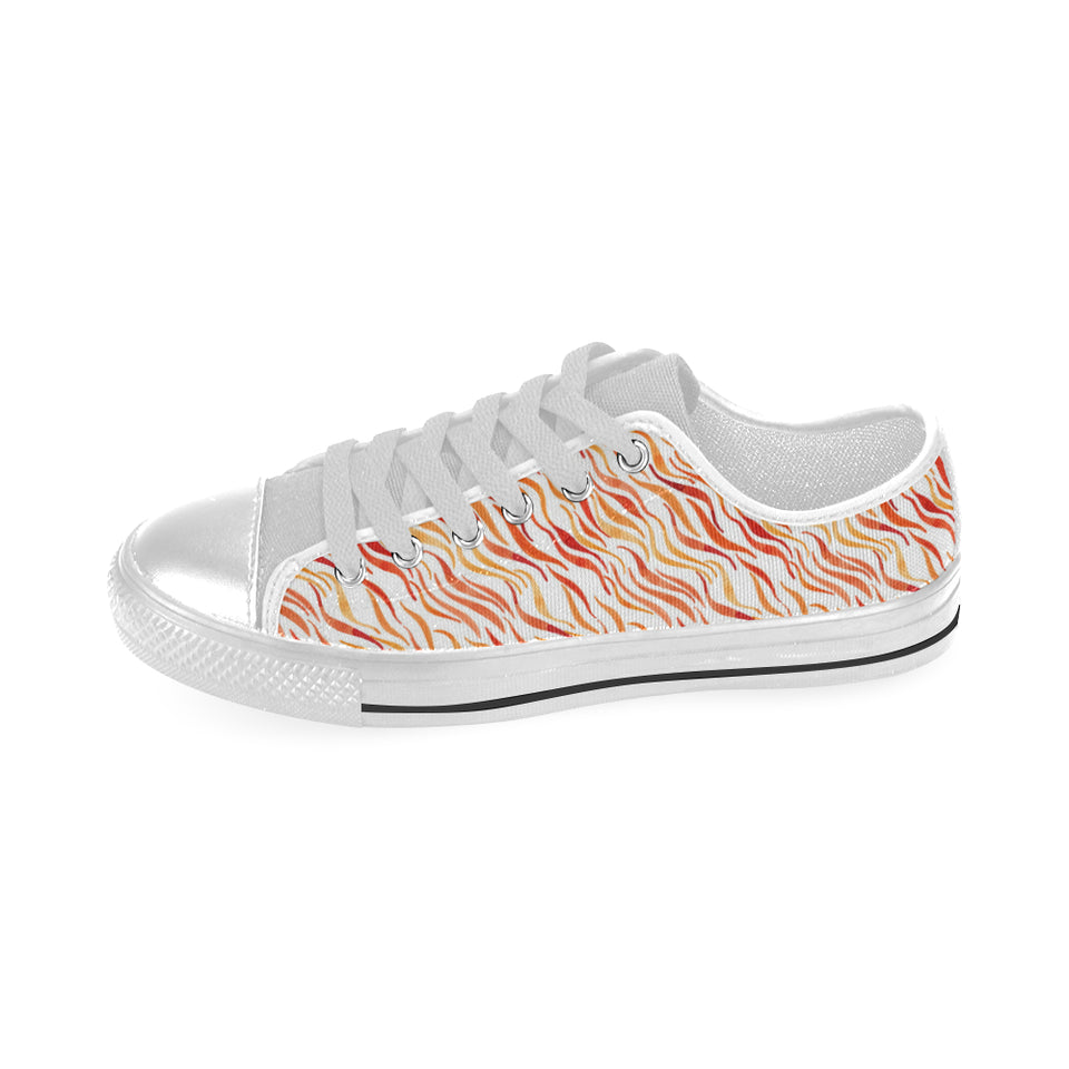 Fire flame watercolor pattern Men's Low Top Shoes White