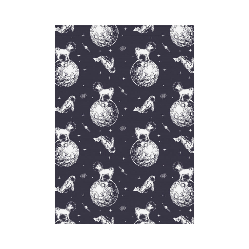 Chihuahua space helmet. astronaut pattern House Flag Garden Flag