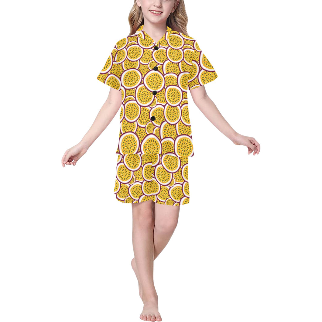 Passion fruits slice pattern Kids' Boys' Girls' V-Neck Short Pajama Set