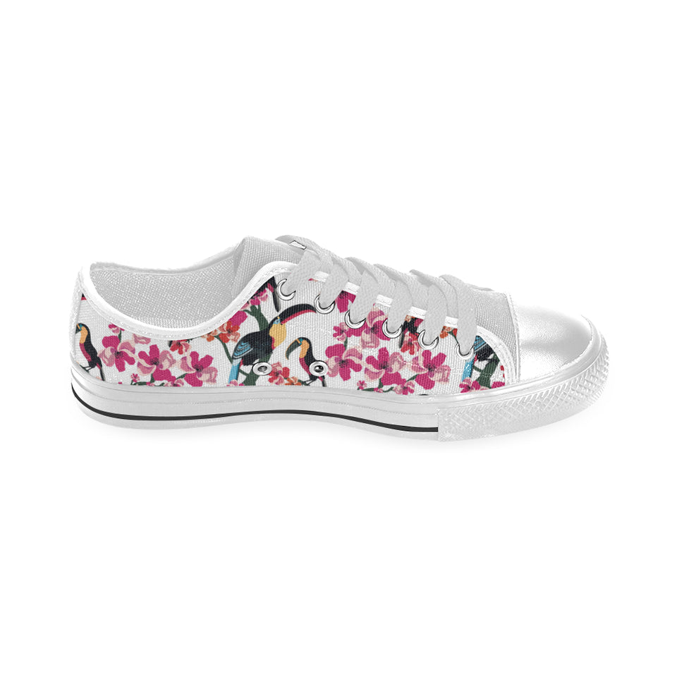 Toucan flower design pattern Men's Low Top Shoes White