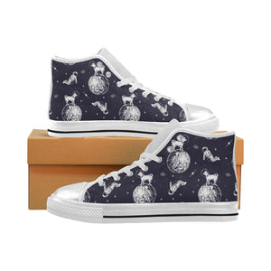 Chihuahua space helmet. astronaut pattern Women's High Top Canvas Shoes White
