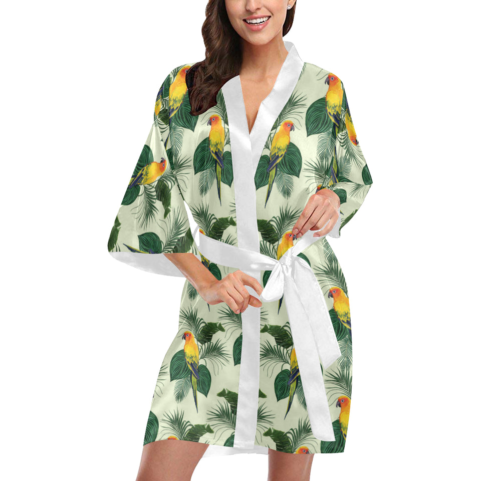 Beautiful parrot palm leaves pattern Women's Short Kimono Robe