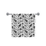 Crow dark floral pattern Bath Towel