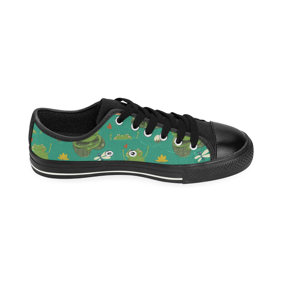 Cute frog dragonfly design pattern Men's Low Top Canvas Shoes Black