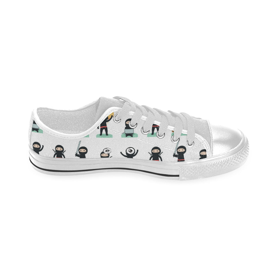 Cute ninja katana sword pattern Men's Low Top Canvas Shoes White