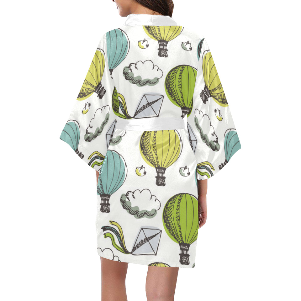 Hot Air Balloon Bird Cloud Pattern Women's Short Kimono Robe