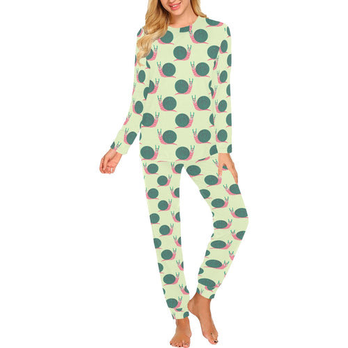 Snail Pattern Print Design 04 Women's All Over Print Pajama Set
