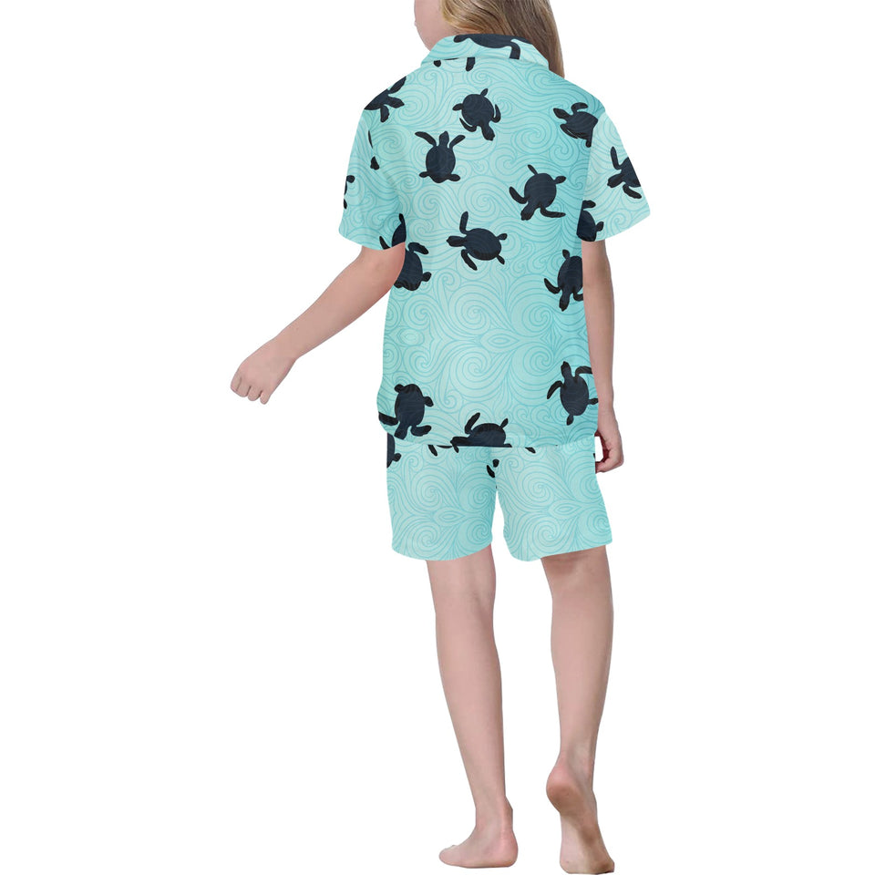Sea turtle with blue ocean backgroud Kids' Boys' Girls' V-Neck Short Pajama Set