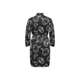 Garlic pattern black background Men's Long Sleeve Belted Night Robe