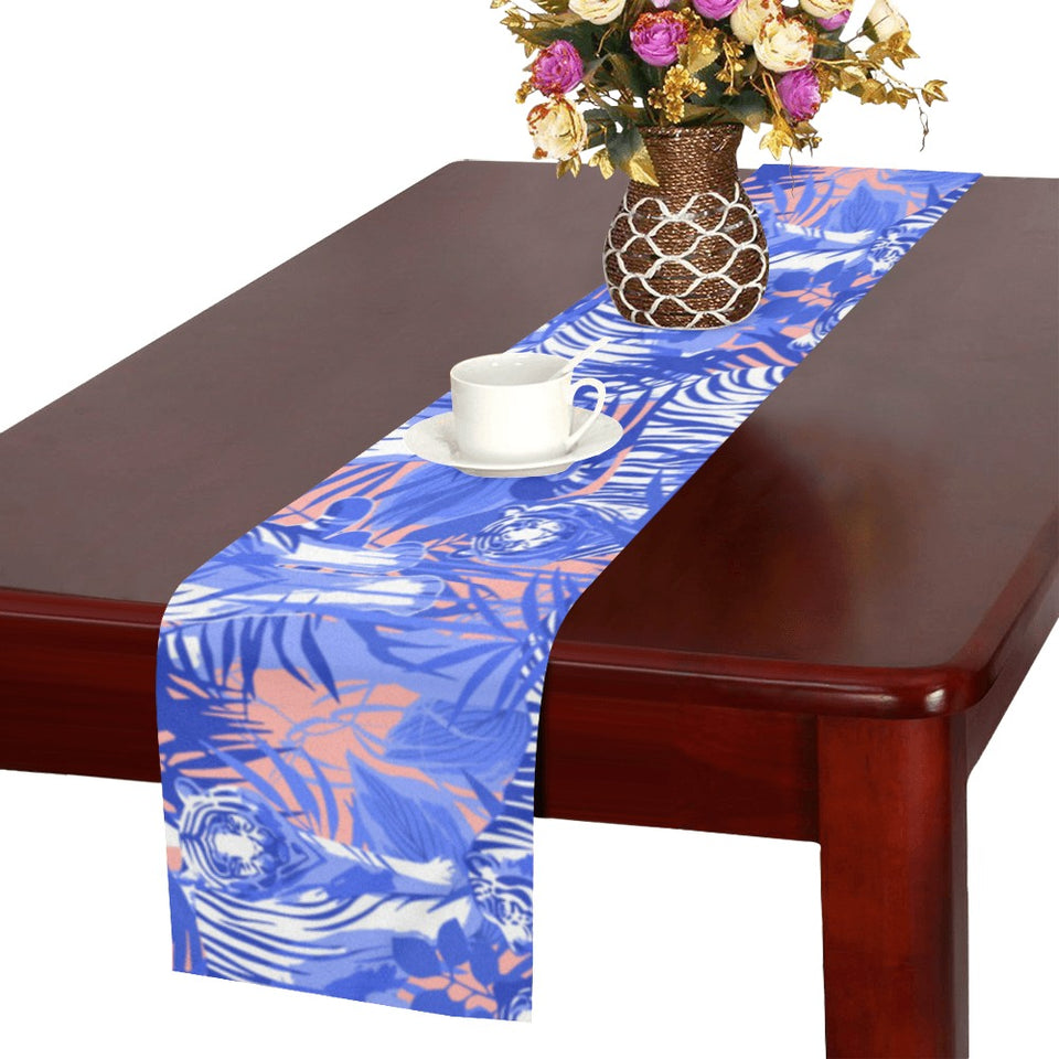 white bengal tigers pattern Table Runner