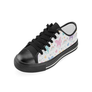 colorful unicorn rainbow heart pattern Kids' Boys' Girls' Low Top Canvas Shoes Black