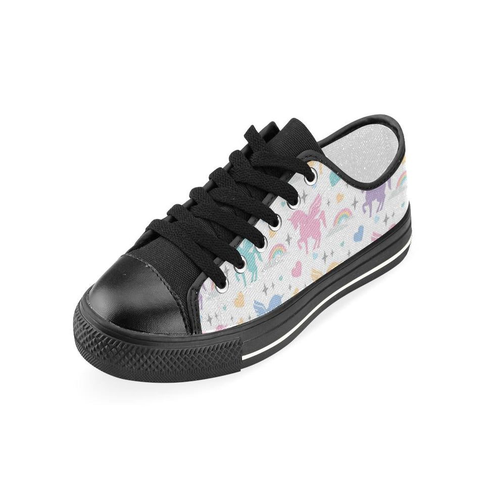 colorful unicorn rainbow heart pattern Kids' Boys' Girls' Low Top Canvas Shoes Black
