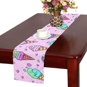Cute ice cream cone animal pattern Table Runner