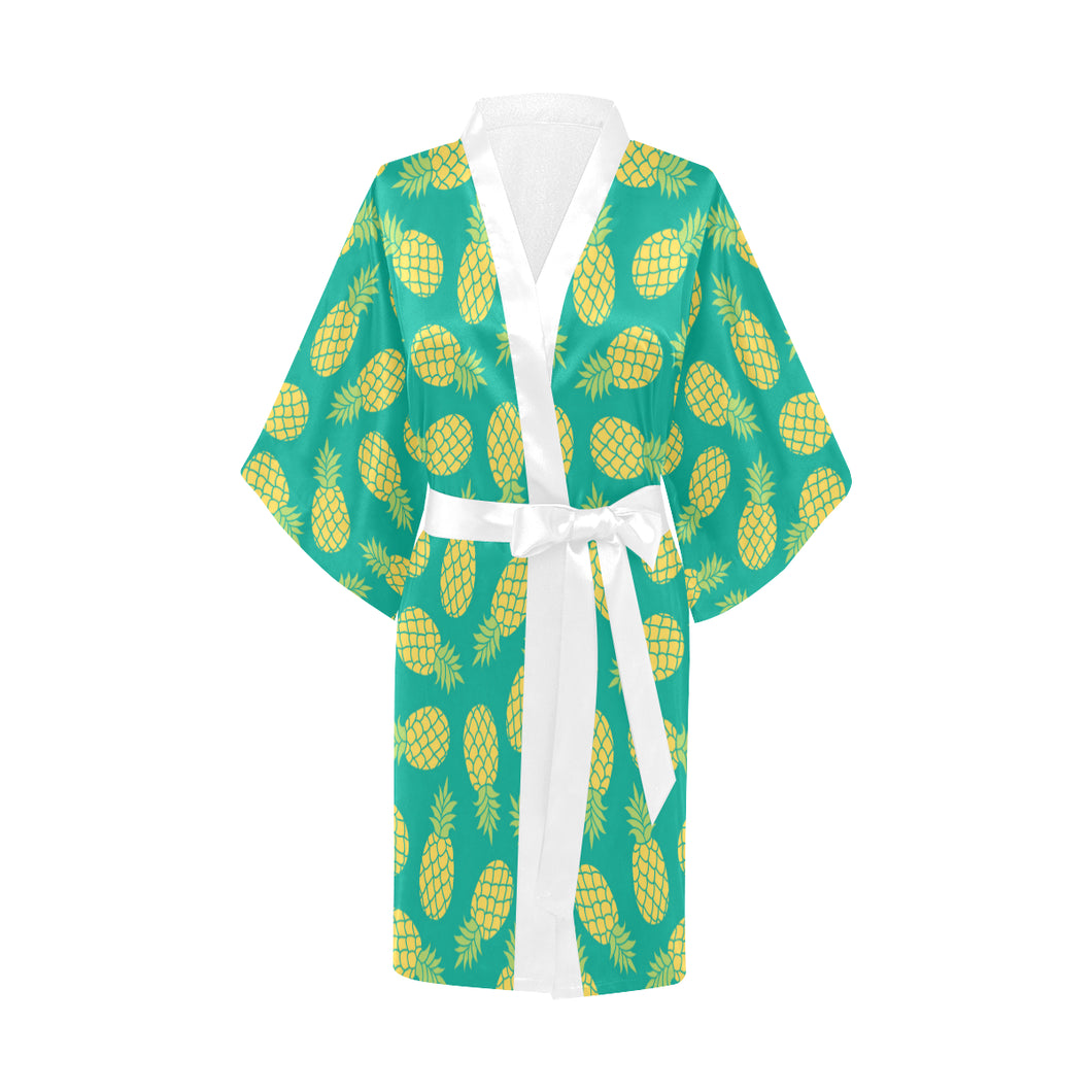 Pineapples pattern green background Women's Short Kimono Robe