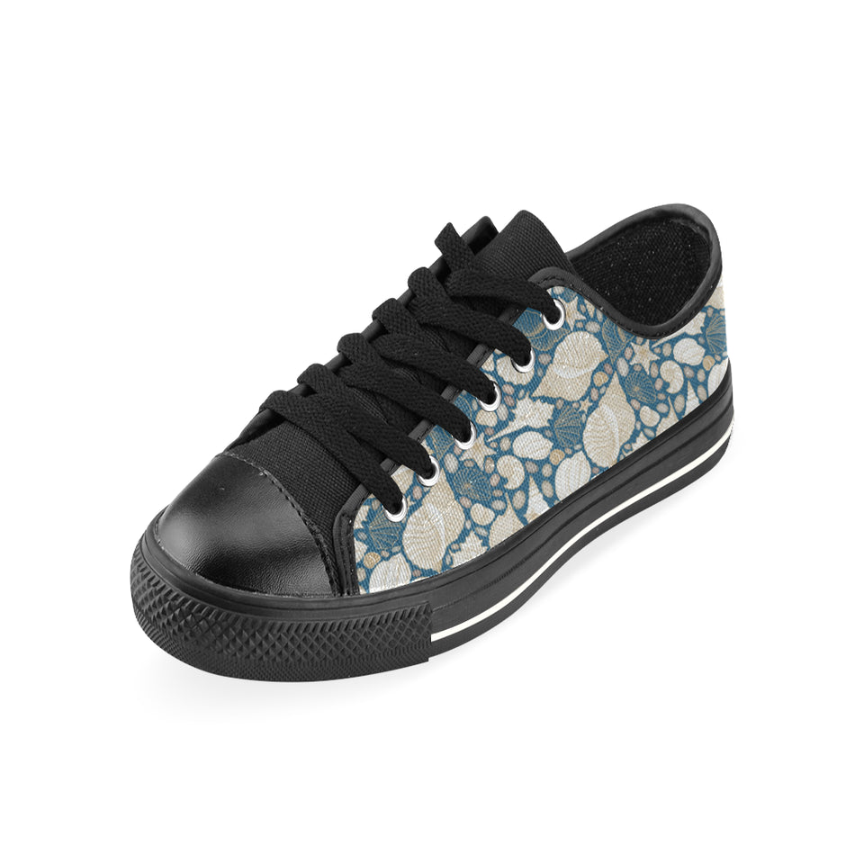 Sea turtle Polynesian Tribal design pattern Men's Low Top Canvas Shoes Black