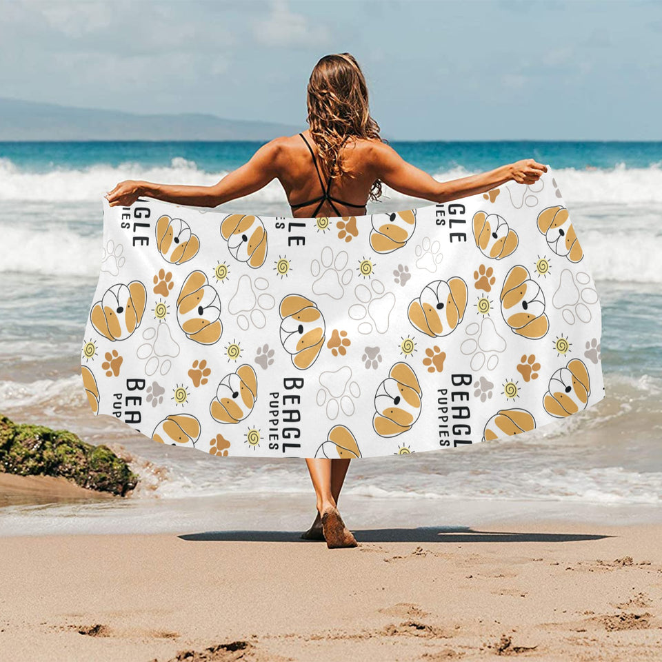 Cute beagle dog pattern background Beach Towel