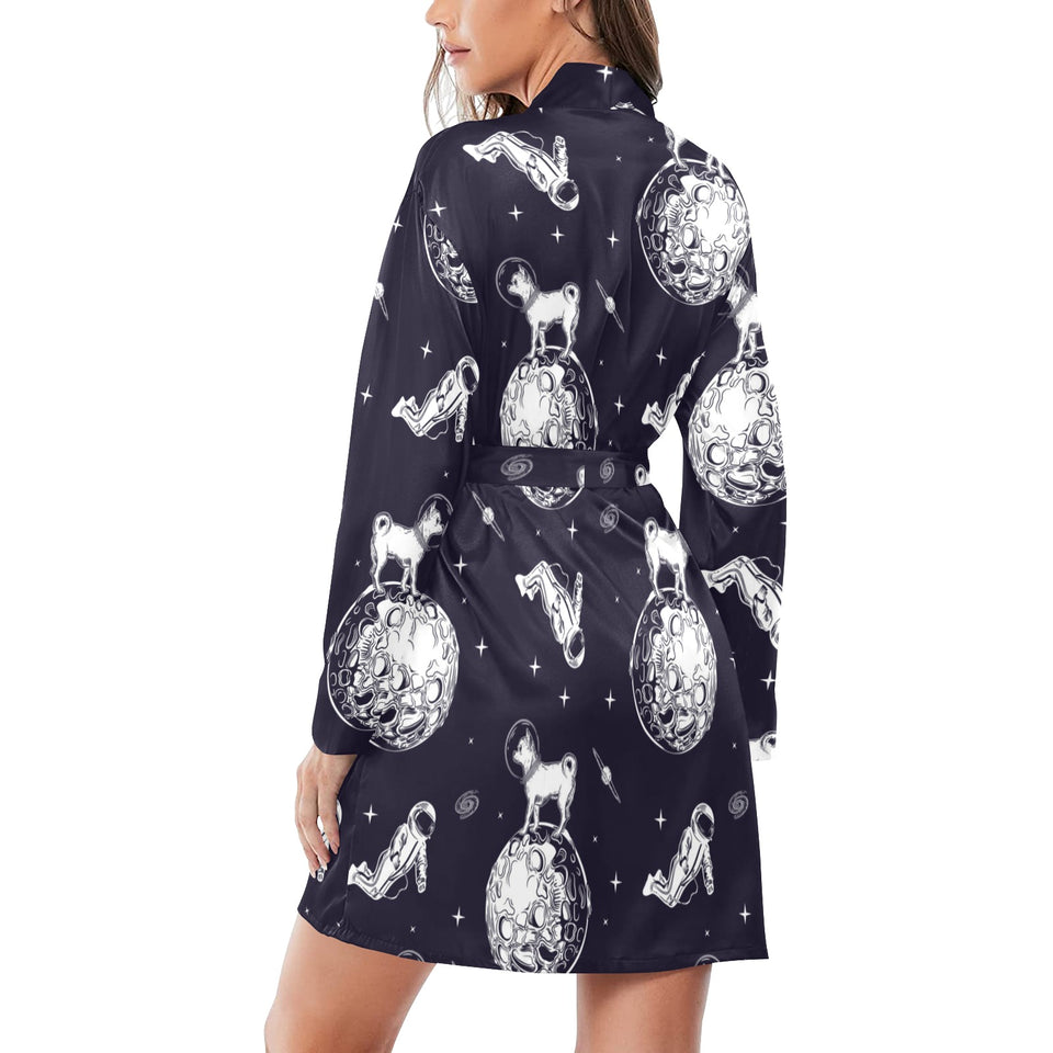 Chihuahua space helmet. astronaut pattern Women's Long Sleeve Belted Night Robe