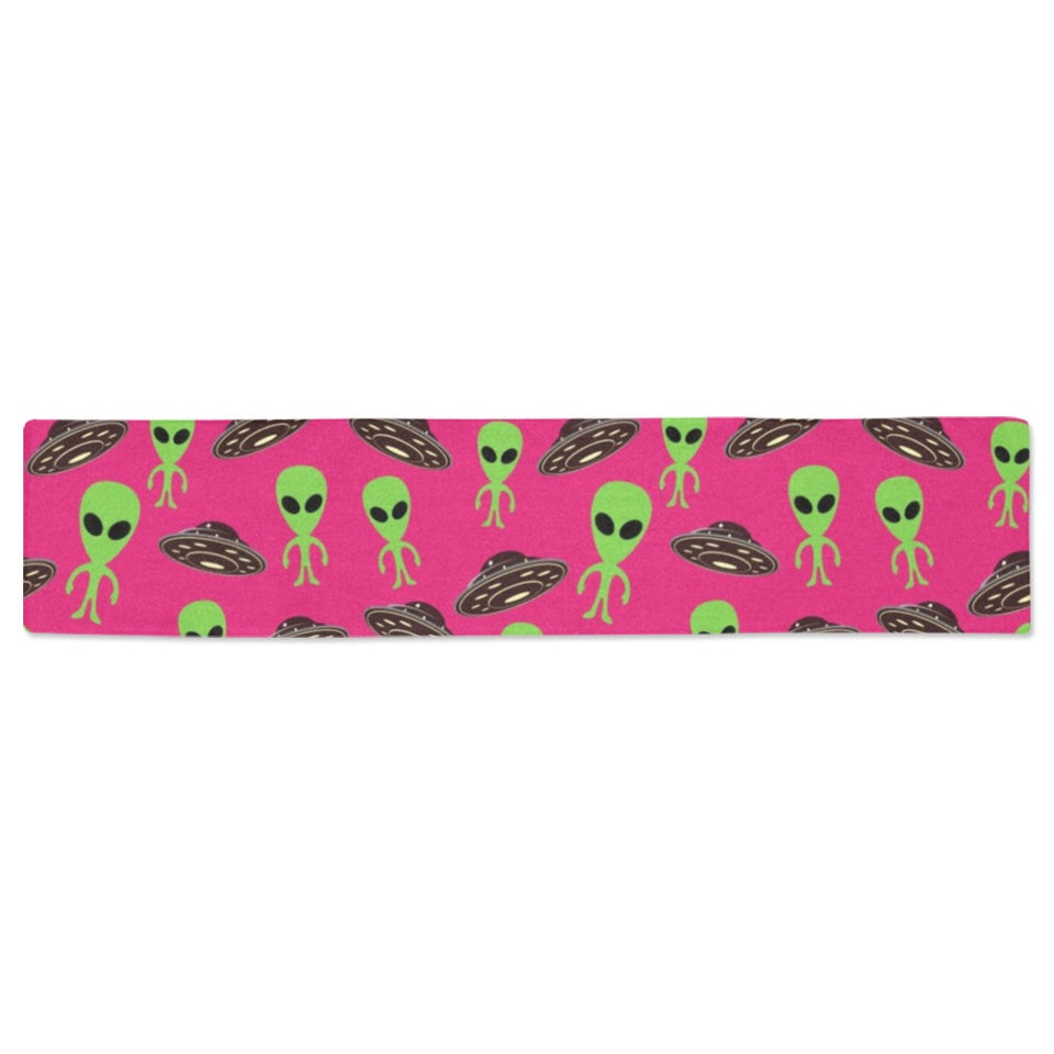Alien Pattern Print Design 03 Table Runner