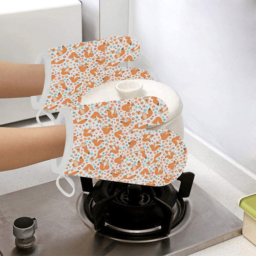 Squirrel Pattern Print Design 05 Heat Resistant Oven Mitts