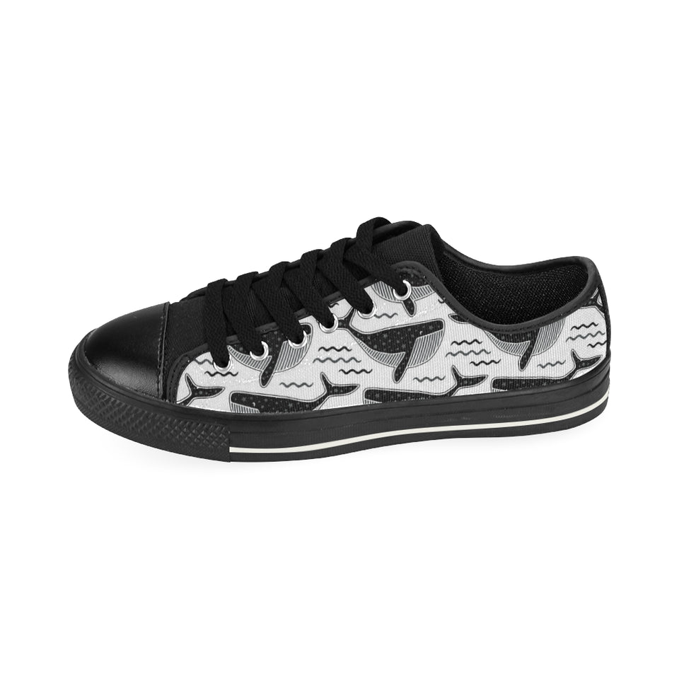 Black whale pattern Men's Low Top Canvas Shoes Black
