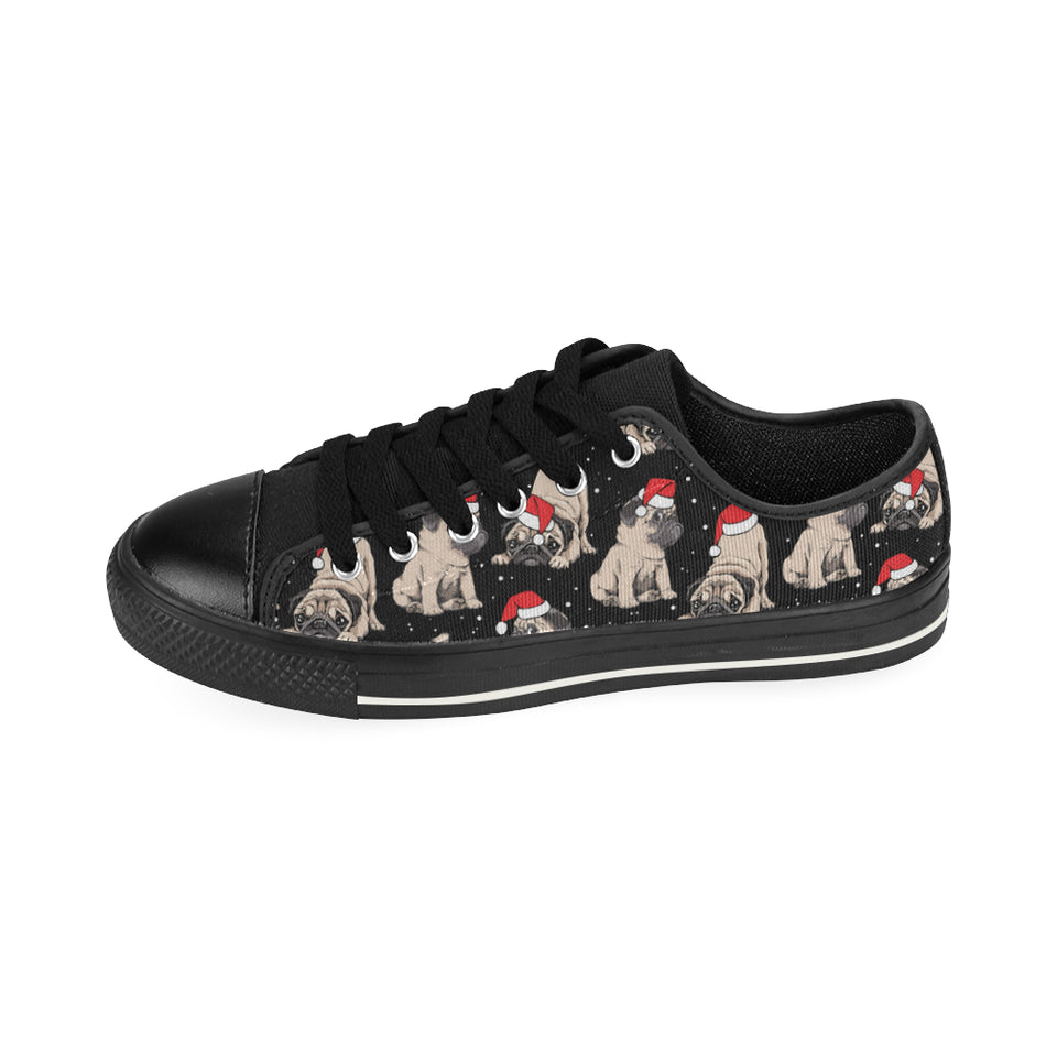 Christmas Pugs Santa_s red cap pattern Men's Low Top Canvas Shoes Black