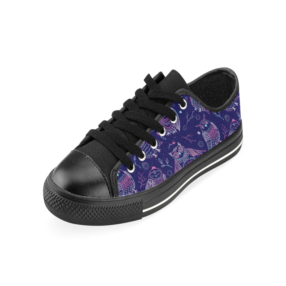 Cute owls pattern boho style ornament Men's Low Top Canvas Shoes Black