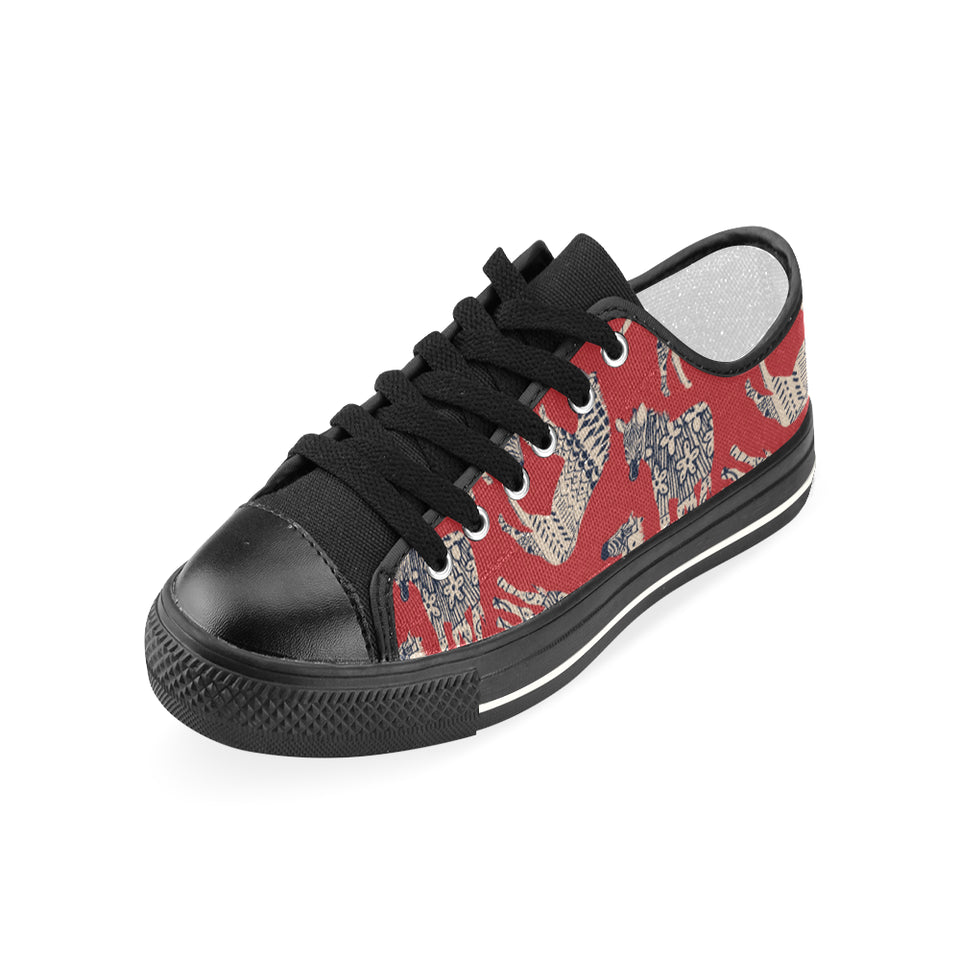 Zebra abstract red background Women's Low Top Canvas Shoes Black