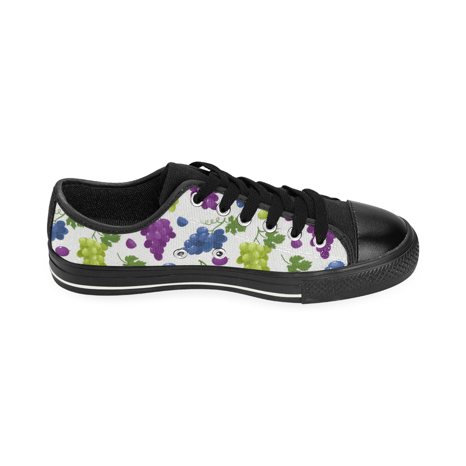 Grape pattern Men's Low Top Canvas Shoes Black
