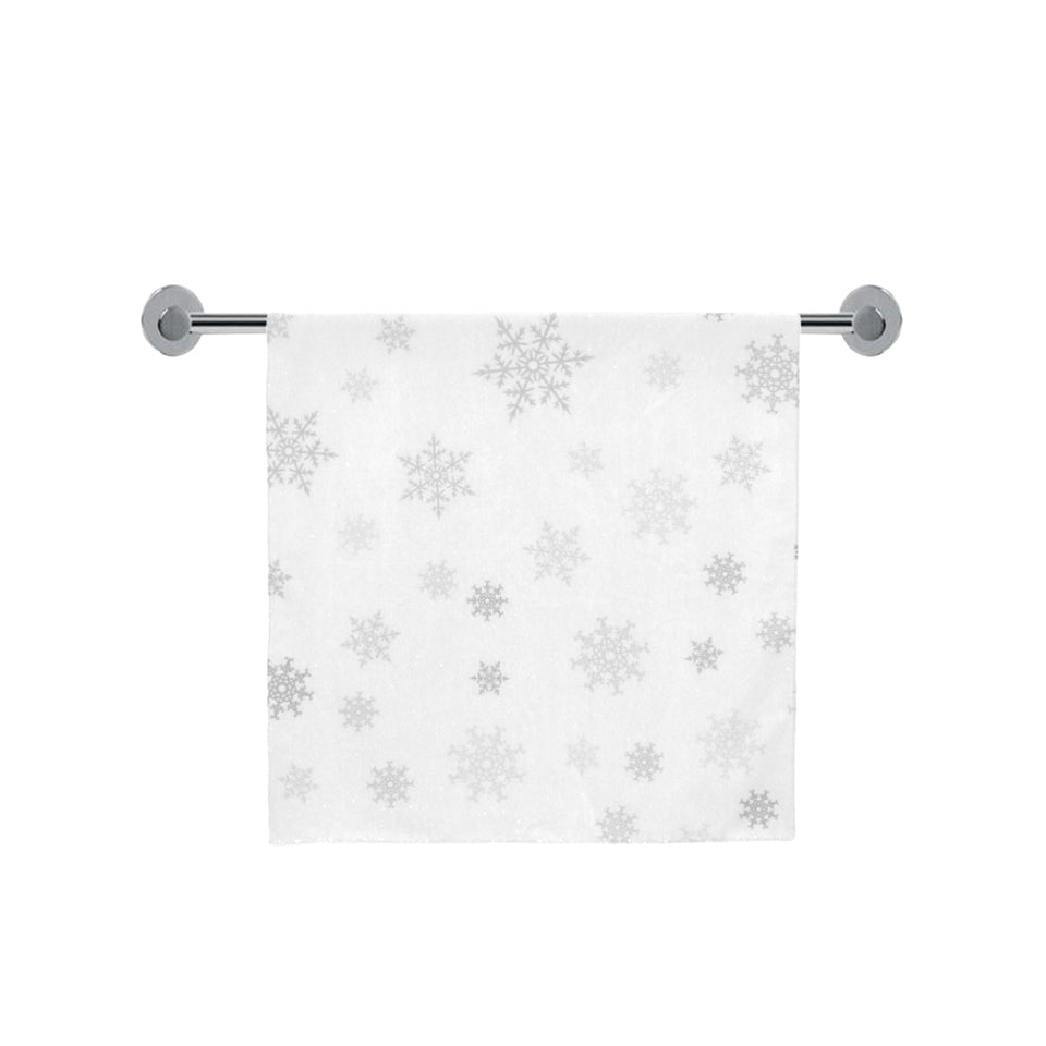 Snowflake pattern white background Bath Towel