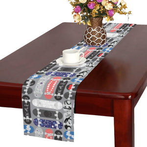 Skate Board Pattern Print Design 04 Table Runner