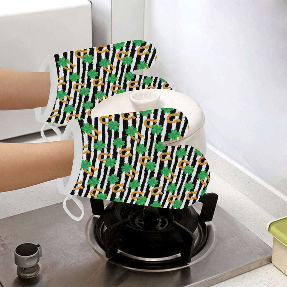 Horseshoes Pattern Print Design 01 Heat Resistant Oven Mitts