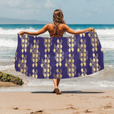 Beautiful japanese fan pattern Beach Towel