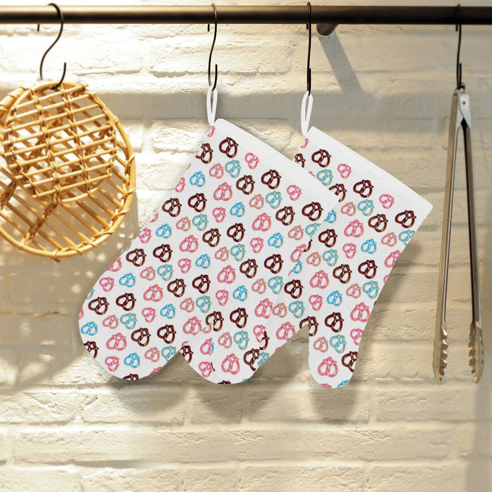 Pretzels Pattern Print Design 04 Heat Resistant Oven Mitts