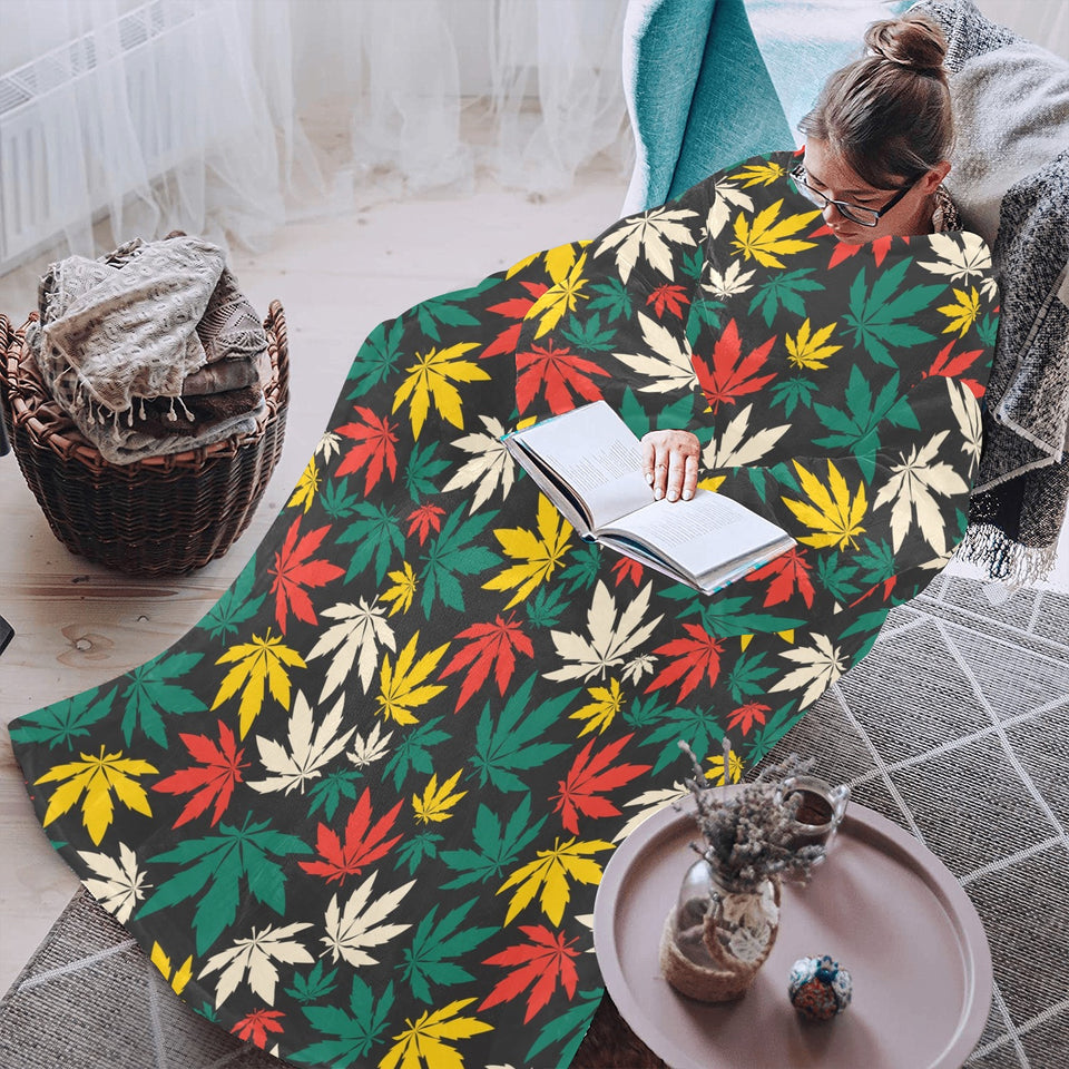 Canabis Marijuana Weed Pattern Print Design 02 Blanket Robe with Sleeves