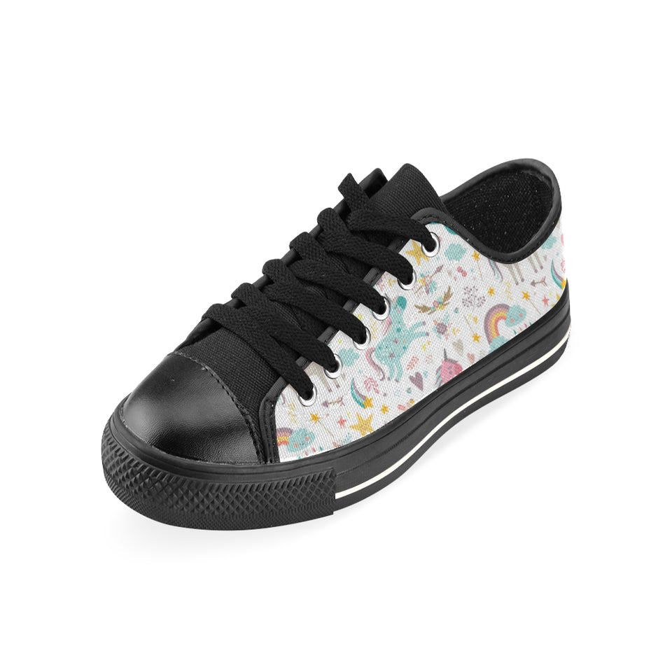 Colorful unicorn pattern Men's Low Top Canvas Shoes Black