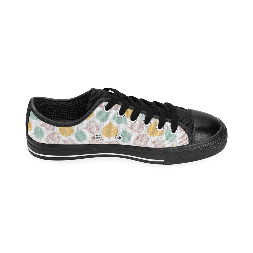 colorful onions white background Men's Low Top Canvas Shoes Black