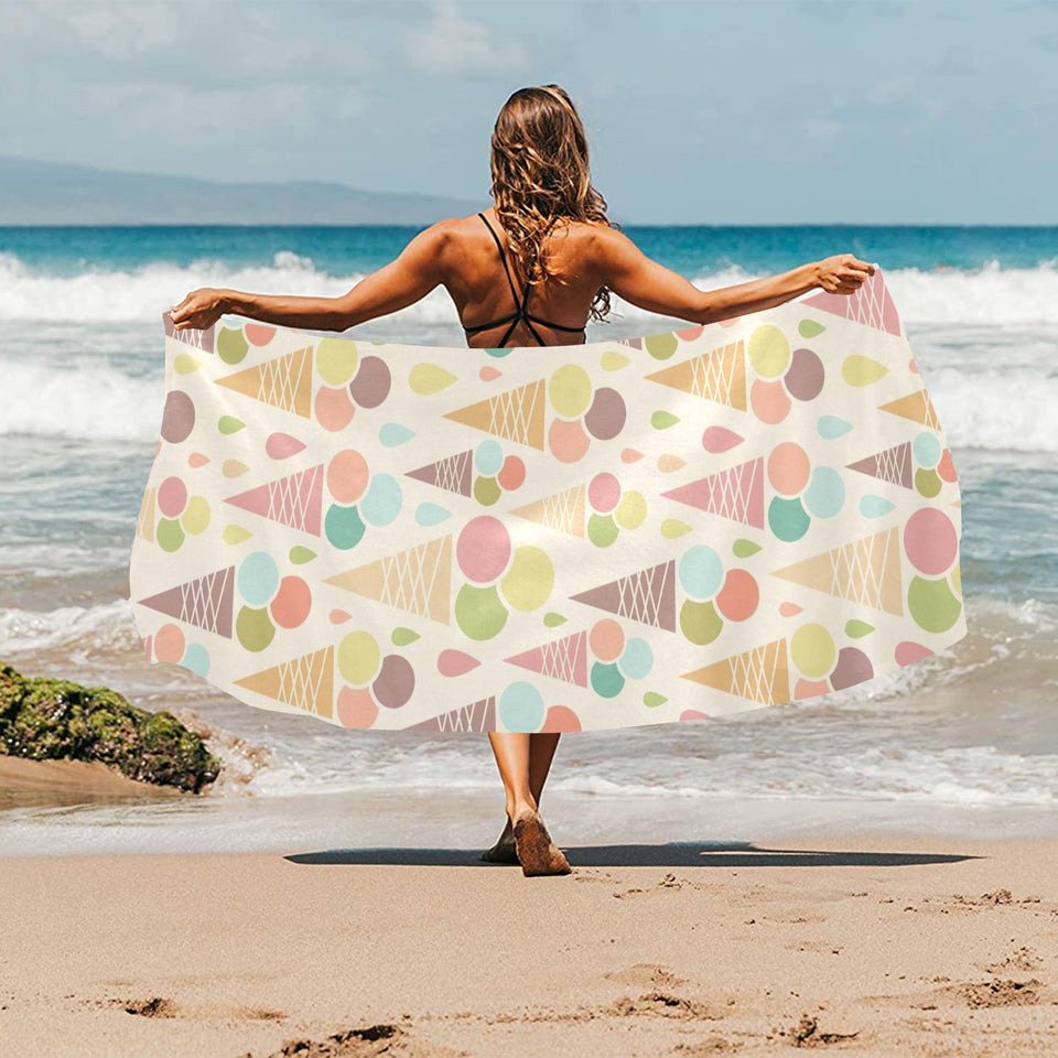 Ice cream cone pattern Beach Towel