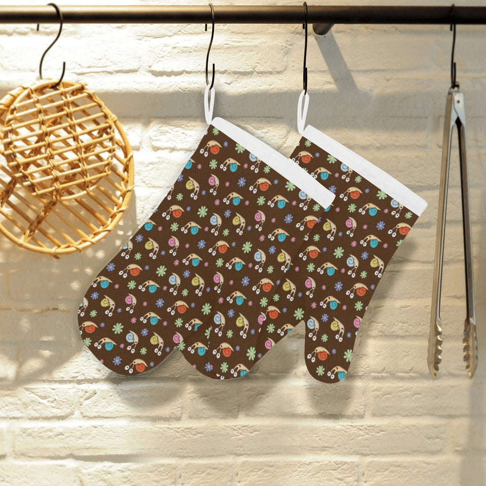 Snail Pattern Print Design 03 Heat Resistant Oven Mitts