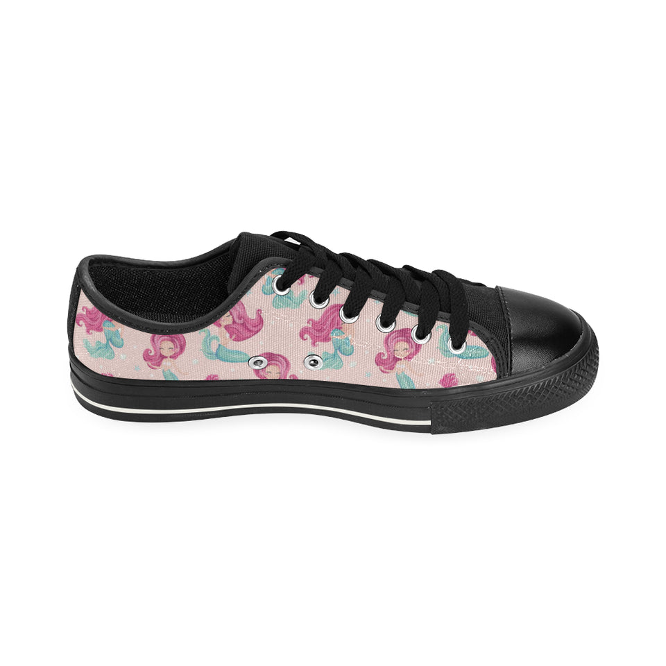 Cute little mermaid pattern Men's Low Top Canvas Shoes Black