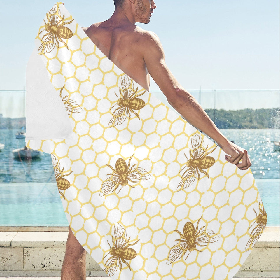 Bee honeycomb seamless design pattern Beach Towel