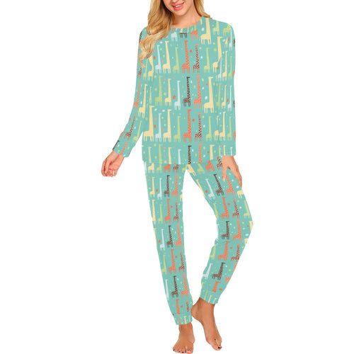 Giraffe Pattern Print Design 01 Women's All Over Print Pajama Set